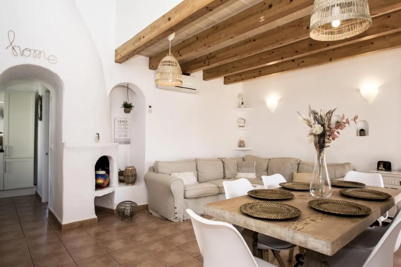 Villa Alegria 55 Cala Serena Феланич 0*,